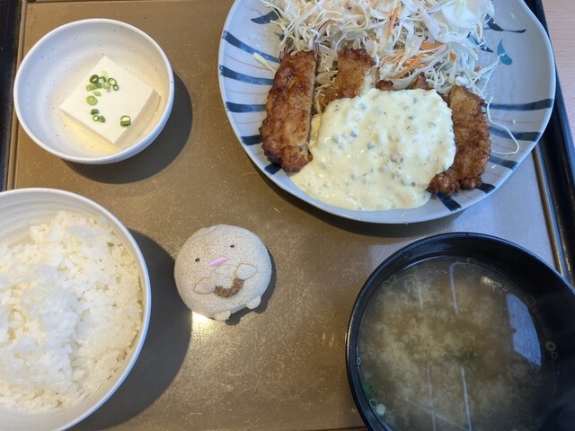 やよい軒 三宮店 - 神戸三宮（阪急）/食堂 | 食べログ