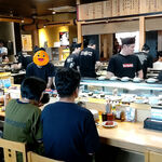 廻転寿司弁慶 - 店内