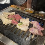 焼肉ホルモン ボンズ - 