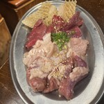 焼肉ホルモン ボンズ - 