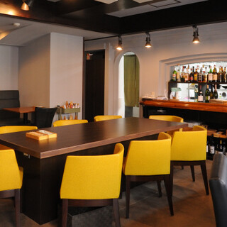 酒屋経営のワインバーがリニューアル！自宅のような寛ぎの空間