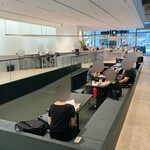 THE CITY BAKERY - 広々したイートインスペース