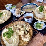 手打うどん　源内 - かしわうどん