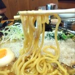 馬力屋 - 中太麺