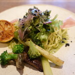 LATTE GRAPHIC - 生ハムとグリル野菜のジェノベーゼ