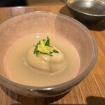 水炊きおでん しゃもん - 奥久慈半熟卵390円