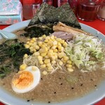 ラーメンショップ - みそラーメン大盛こってり
※こってり＝アブラ多め