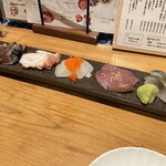 魚炉魚炉 - ◆お通し・刺身盛り合わせ