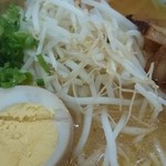 ３３ラ－メン - みそラーメン大盛り