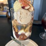 浅煎りコーヒーと自然派ワイン Typica - 