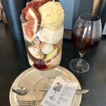 浅煎りコーヒーと自然派ワイン Typica - 