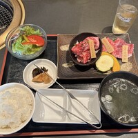 米澤牛DINING べこや - ★米沢牛カルビ三昧ランチ（2580円税込）デザート（クーポン無料）★
