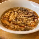 粕屋町中華料理 ニューハナチャイナ - 料理写真:酸辣湯麺