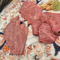 神戸焼肉 金虎 - 