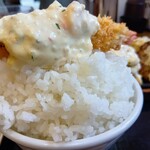 わ楽 - 海老フライwithタルタル❤️オンザライス！