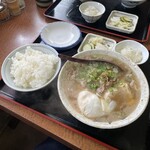 一富士食堂 - 肉吸い定食