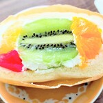 一本堂 福岡春日原店 - ミックスフルーツサンドイッチ