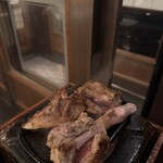 鷹匠鍋 あか羽 - 合鴨の足の付け根