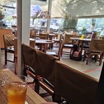 T.Y.HARBOR - 店内は広々