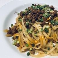 南青山エッセンス - ランチの汁なし担々麺セット（1600円）をオーダー