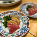 酒場COGAO - ◯本マグロとたくあん¥980
                                …新鮮本マグロとたくあんを、茗荷と一緒にいただきます♪
                                (*´ω｀*)美味〜♡