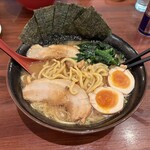 えび豚骨拉麺 春樹 イオンモール綾川店 - 
