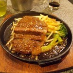 弥生亭 - おつまみステーキ