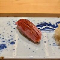 鮨 銀座おのでら 弟 本店 - 中トロ