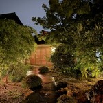 大和 - 料亭のような旅館のような大きな純和風の建物✨