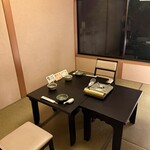 大和 - リラックスして過ごせる和室に椅子スタイル。