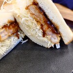 炭焼き団子 志津かわ珈琲庵 - 