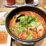 フォーナム - 