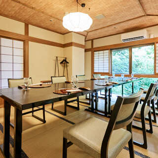 【全席完全個室】幅広いシーンに合う、大小様々なお部屋を完備