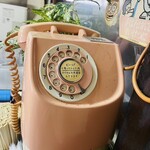 三吉屋 - レトロな店内