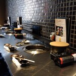 焼肉バル ジュじゅjyu- - 綺麗なカウンター