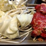 焼肉バル ジュじゅjyu- - 牛カルビ・野菜