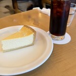 ブルディガラカフェ - タルトフロマージュのドリンクセット（アイスコーヒー）、¥1,800円（税込）