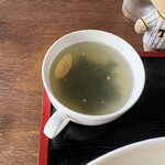 楽時屋 - ワカメスープ。
