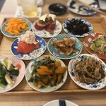 おともトごはん おかもト食堂 - 