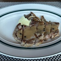 Prime42 steakhouse & sky bar - ポークのグリル Prime42 steakhouse & sky bar - ポークのグリル