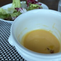 Prime42 steakhouse & sky bar - スープとサラダ Prime42 steakhouse & sky bar - スープとサラダ