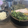 王道家直系 家系ラーメン がく
