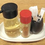 大同苑 - 卓上に常備されているもの