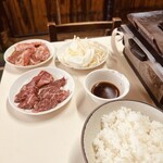 やきにく徳山 - 