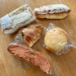 南青山 木村屋 - パンたち