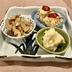 かどや - せんべろセットの三品