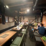 炭火焼肉 たけのうち - 店内