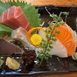 居酒屋 なのはな - お造り盛合せ 1人前 この量理想的