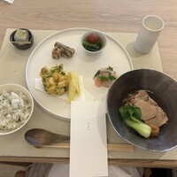エヴァム・エヴァ・ヤマナシ・アジ - 