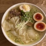 薄野軍鶏そば 嶋や - 塩雲呑軍鶏そば卵トッピング（1700円）2025.9.11